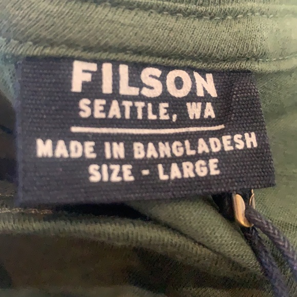 C.C.  Filson S/S Lightweight Graphic Outfitter T-Shirt, NEW Dark/Vine - Picture 5 of 5